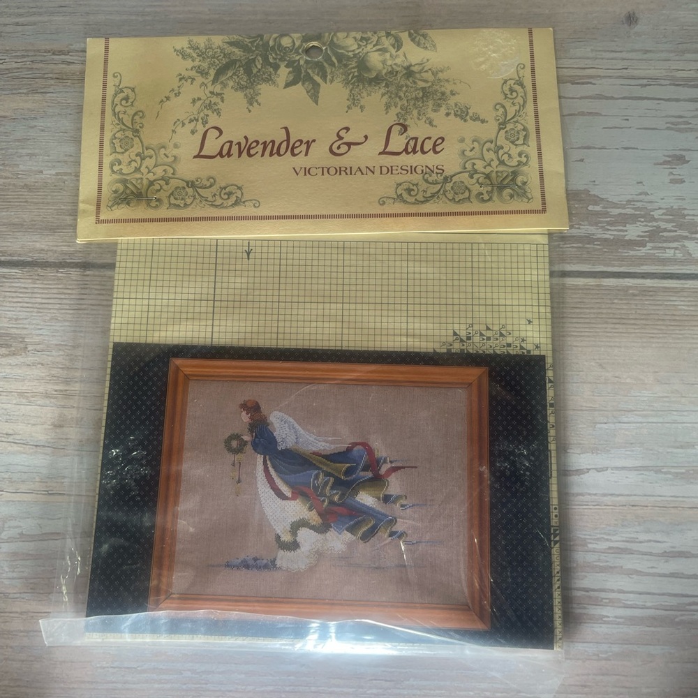 Lavender & Lace Victorian Cross Stitch Kit L&L10